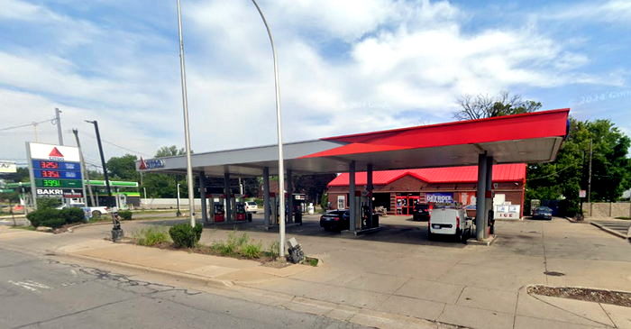 Amy Joy Donuts - Dearborn - 25350 Michigan Ave (newer photo)